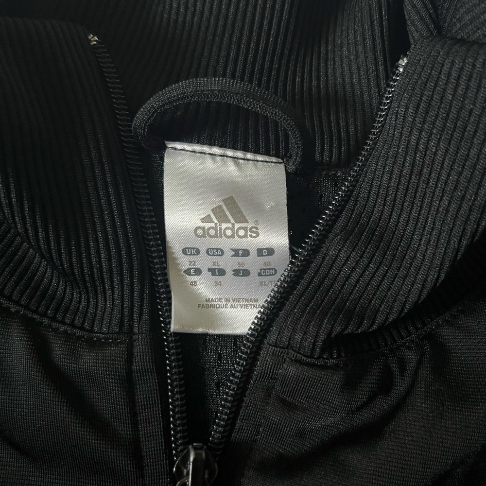 Adidas - Track Jacket - Picture 4 of 4